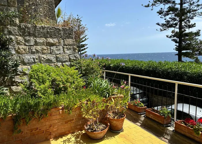 Apartmán Seaside Heritage Retreat By World Ospedaletti