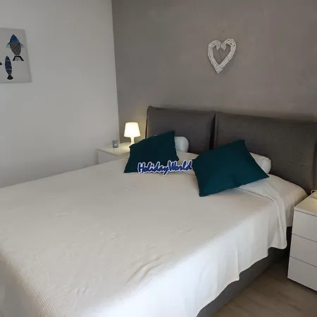 Seaside Heritage Retreat By World Apartment *