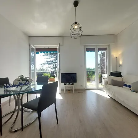 Seaside Heritage Retreat By World Apartment *